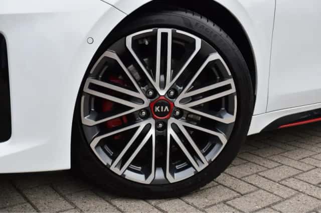 Kia Proceed (2021) thumbnail 5