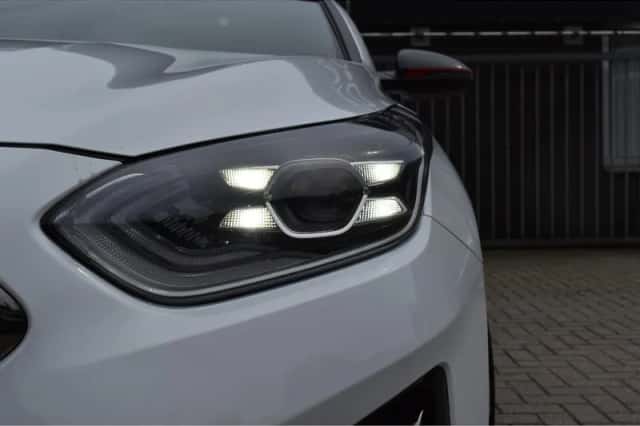 Kia Proceed (2021) thumbnail 6