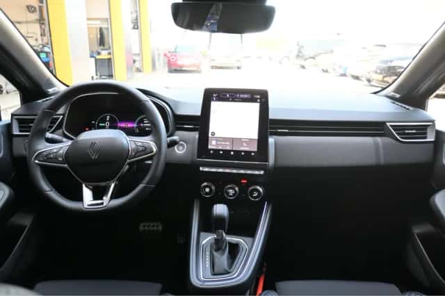 Renault Clio (2025) thumbnail 3