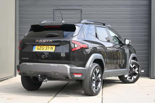 Dacia Duster (2024) thumbnail 3