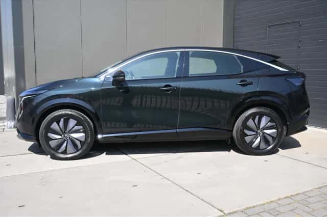 Nissan Ariya (2023) thumbnail 5