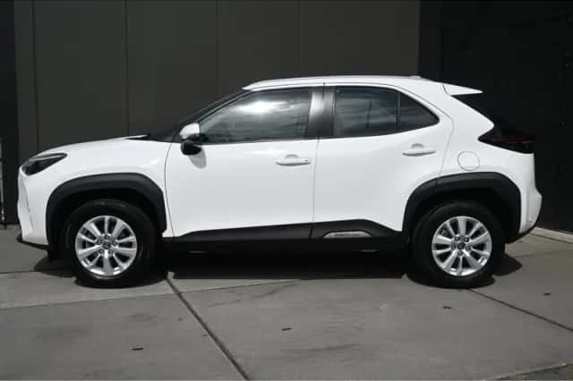 Toyota Yaris Cross (2022) thumbnail 5