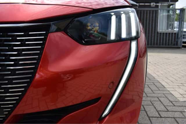 Peugeot 208 (2020) thumbnail 5