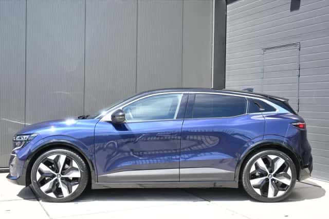 Renault Mégane E-Tech (2023) thumbnail 5