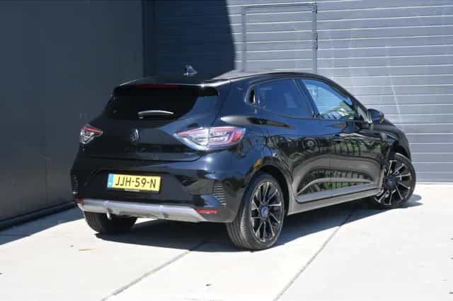 Renault Clio (2025) thumbnail 3