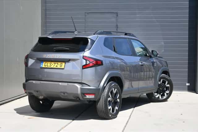 Dacia Duster (2024) thumbnail 3