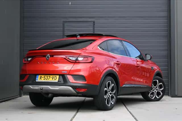 Renault Arkana (2022) thumbnail 4