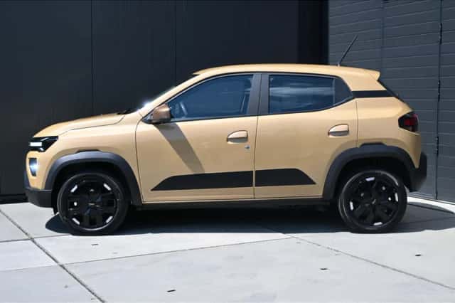 Dacia Spring (2024) thumbnail 5