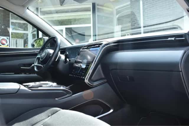 Hyundai Tucson (2021) thumbnail 3