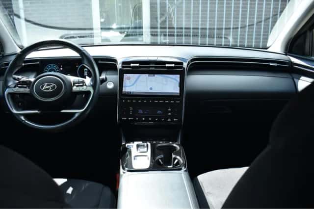 Hyundai Tucson (2021) thumbnail 4