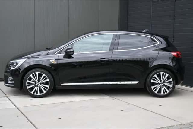 Renault Clio (2022) thumbnail 4