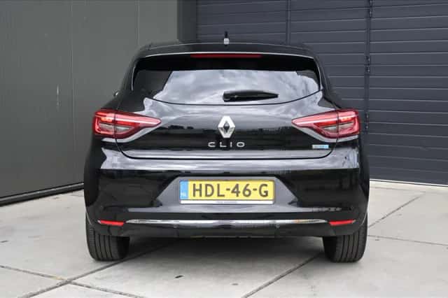 Renault Clio (2022) thumbnail 6