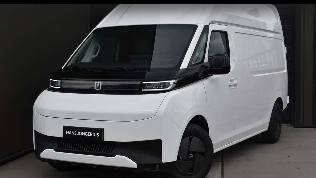 Farizon SV (2026) — foto 1