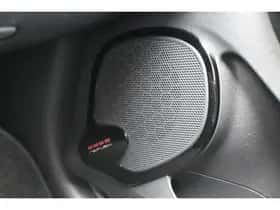 Renault Clio (2019) thumbnail 26