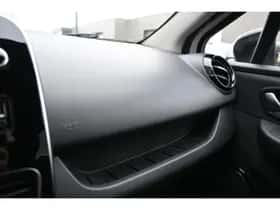 Renault Clio (2019) thumbnail 28