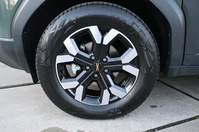 Dacia Duster (2025) thumbnail 4
