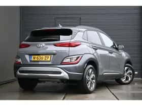 Hyundai Kona (2022) thumbnail 3