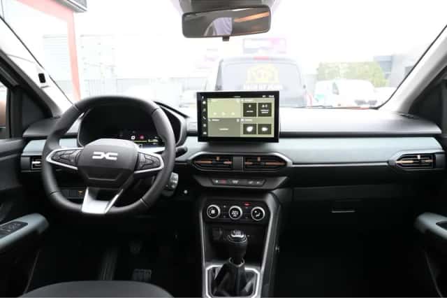Dacia Sandero Stepway (2026) thumbnail 6