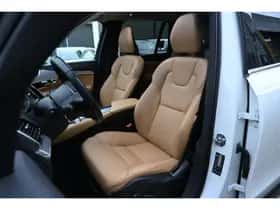 Volvo XC90 (2015) thumbnail 13
