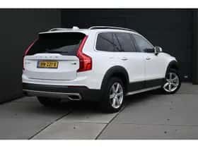 Volvo XC90 (2015) thumbnail 3
