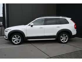 Volvo XC90 (2015) thumbnail 5