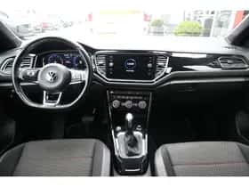 Volkswagen T-Roc (2020) thumbnail 9