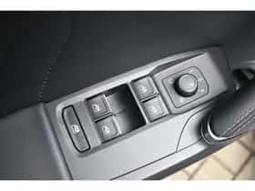 CUPRA Leon Sportstourer (2022) thumbnail 24