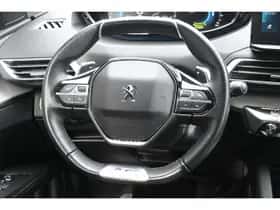 Peugeot 3008 (2021) thumbnail 18