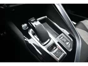 Peugeot 3008 (2021) thumbnail 23