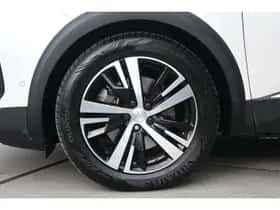 Peugeot 3008 (2021) thumbnail 4