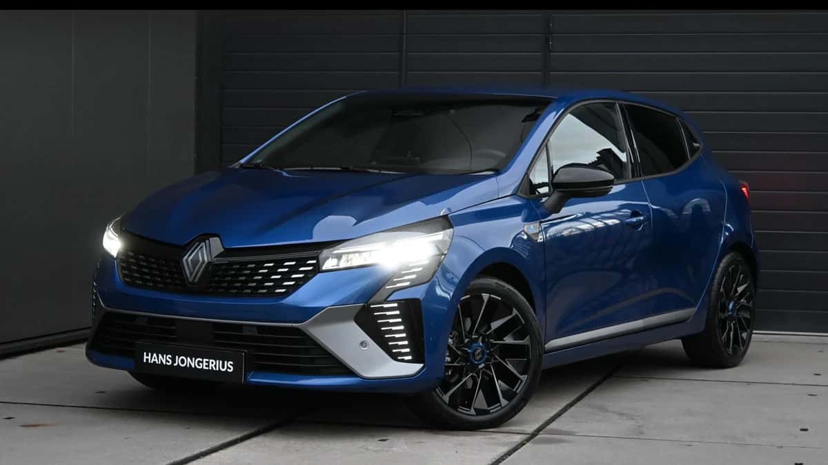 Renault Clio (2025) — foto 1