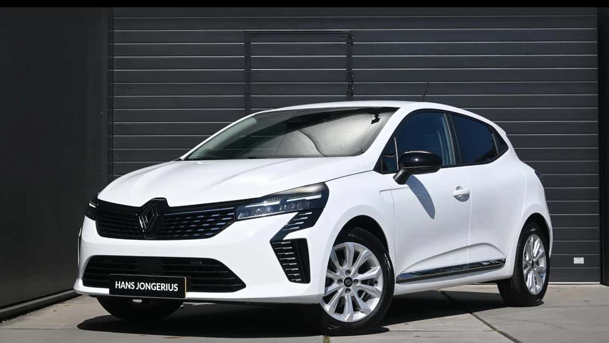 Renault Clio (2024) — foto 1