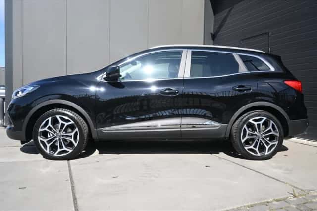 Renault Kadjar (2022) thumbnail 4
