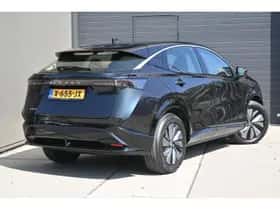 Nissan Ariya (2023) thumbnail 3