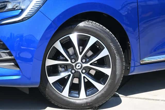 Renault Clio (2023) thumbnail 4