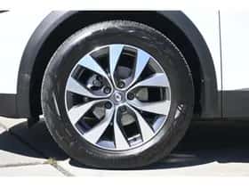 Renault Captur (2021) thumbnail 4