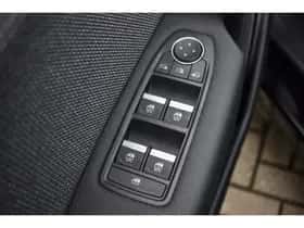 Renault Captur (2024) thumbnail 24