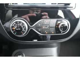 Renault Captur (2017) thumbnail 17