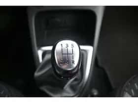 Renault Captur (2017) thumbnail 19