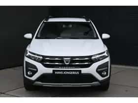 Dacia Sandero Stepway (2022) thumbnail 2