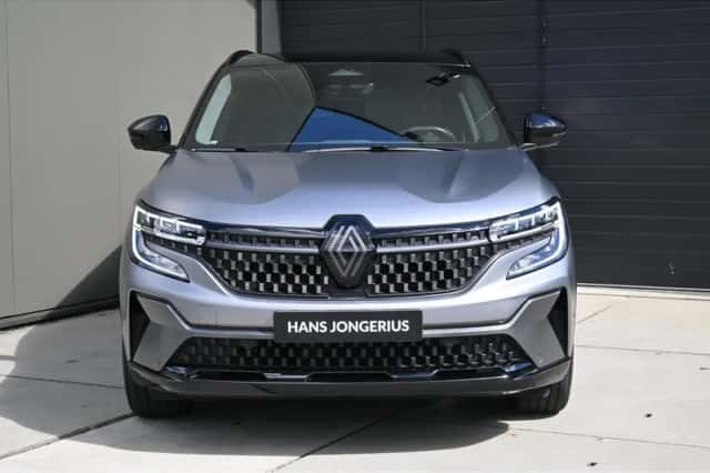 Renault Austral (2023) thumbnail 2