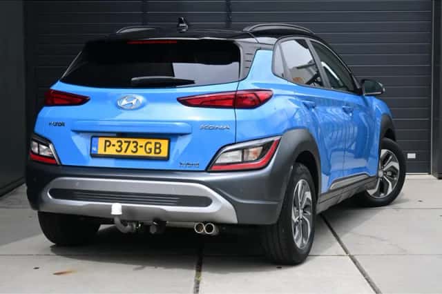 Hyundai Kona (2022) thumbnail 3