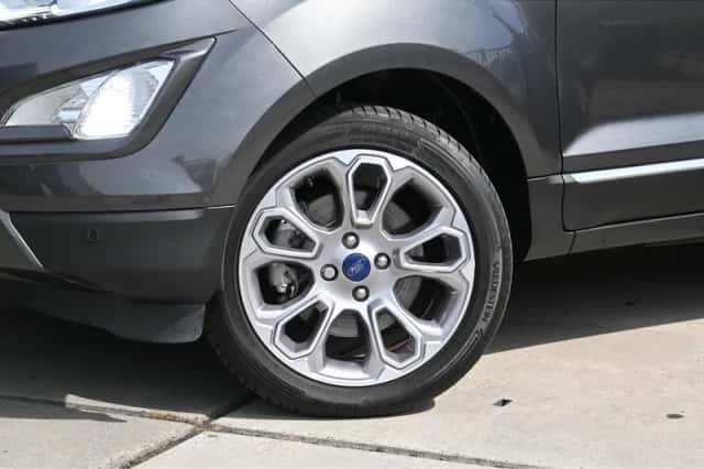 Ford EcoSport (2018) thumbnail 4