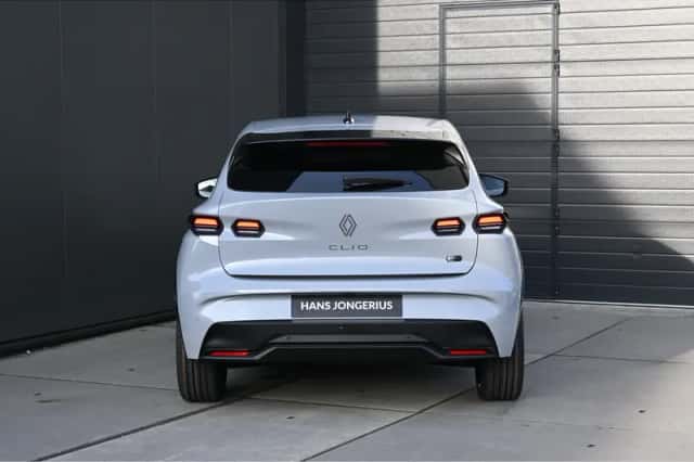 Renault Clio (2026) thumbnail 3