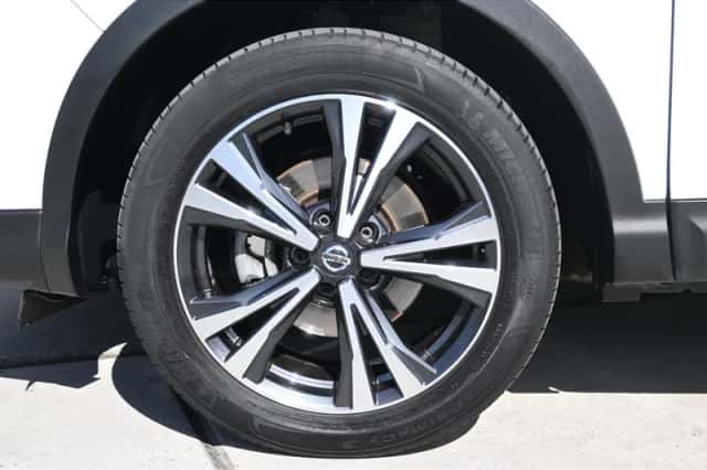 Nissan Qashqai (2019) thumbnail 4