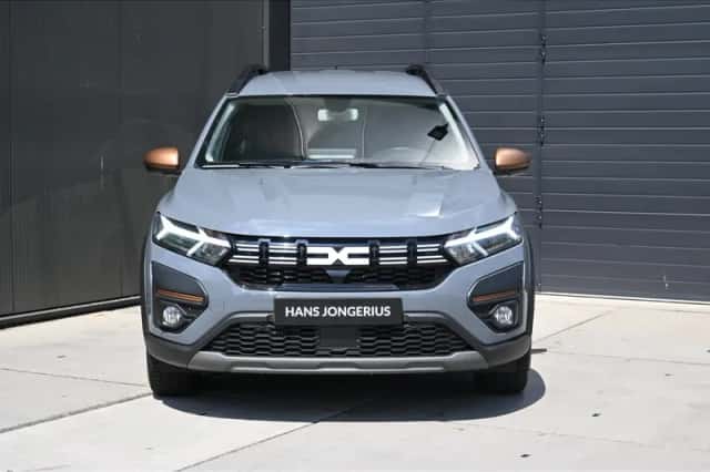 Dacia Jogger (2024) thumbnail 2