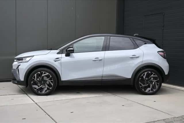 Renault Captur (2025) thumbnail 4