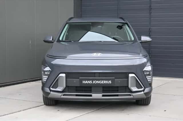 Hyundai Kona (2024) thumbnail 2