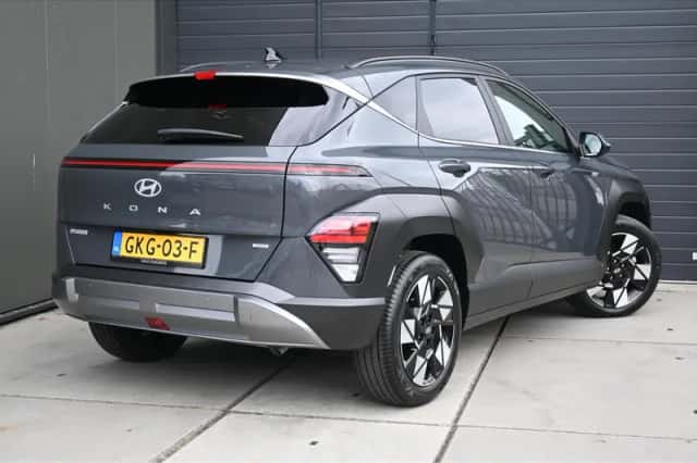 Hyundai Kona (2024) thumbnail 3