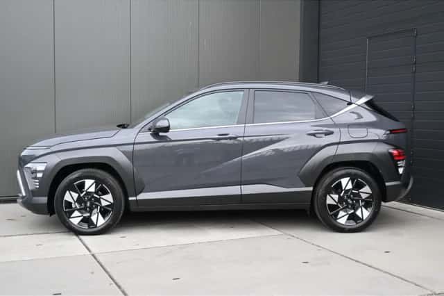 Hyundai Kona (2024) thumbnail 5